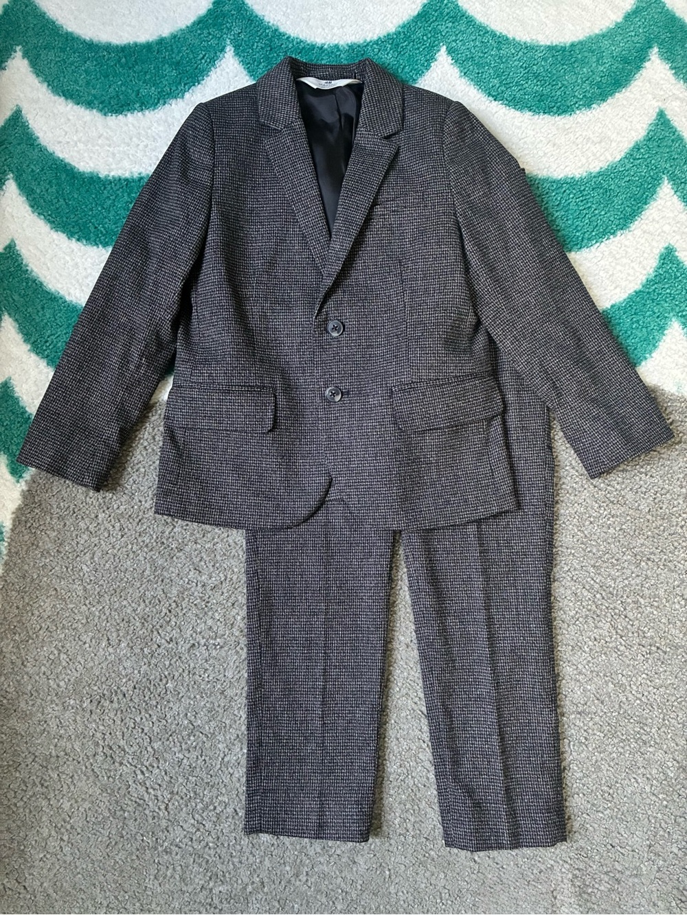 H&M Boys Checked Woven Suit (Grey/Black) Size 6